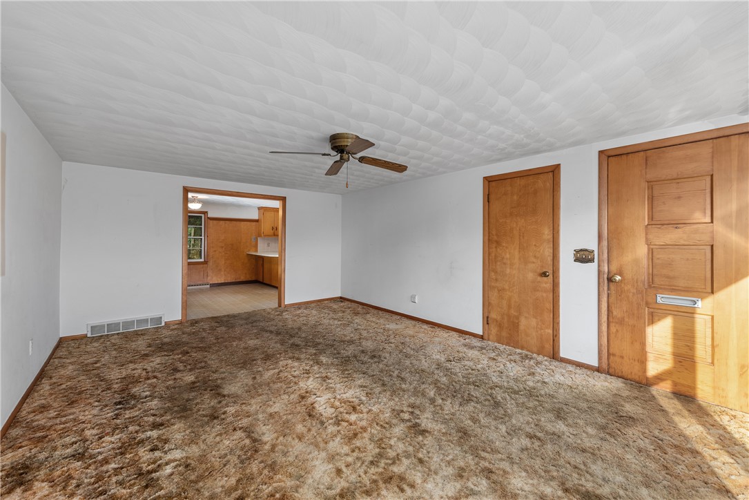 1 Woodlawn Avenue