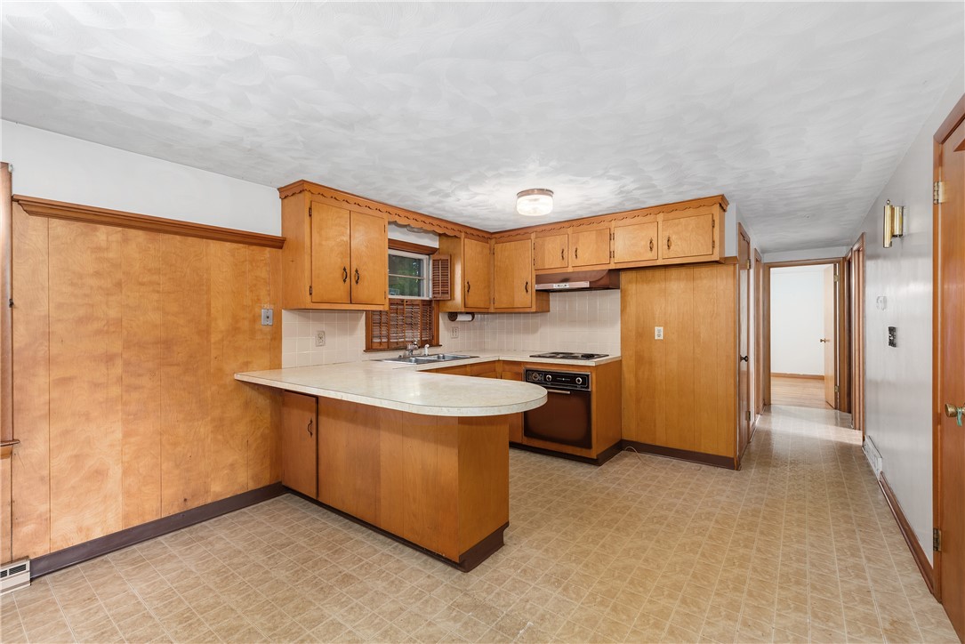 1 Woodlawn Avenue