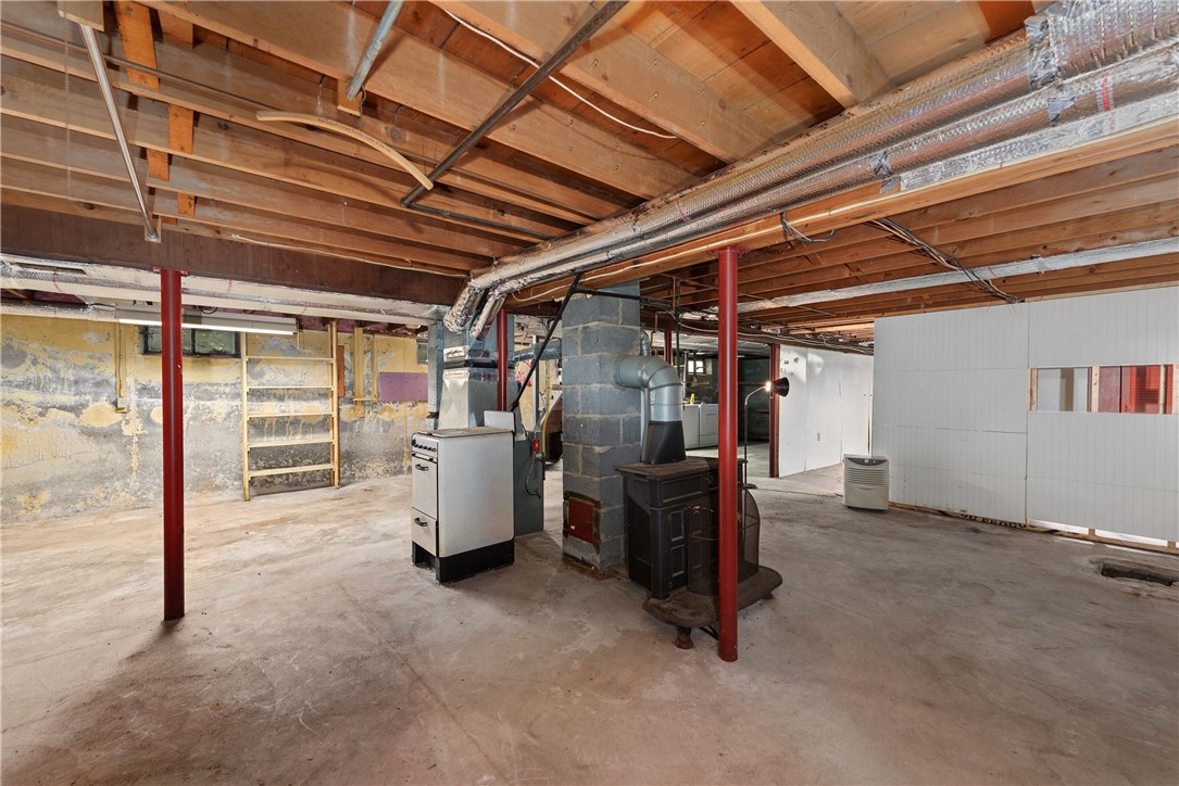 1 Woodlawn Avenue