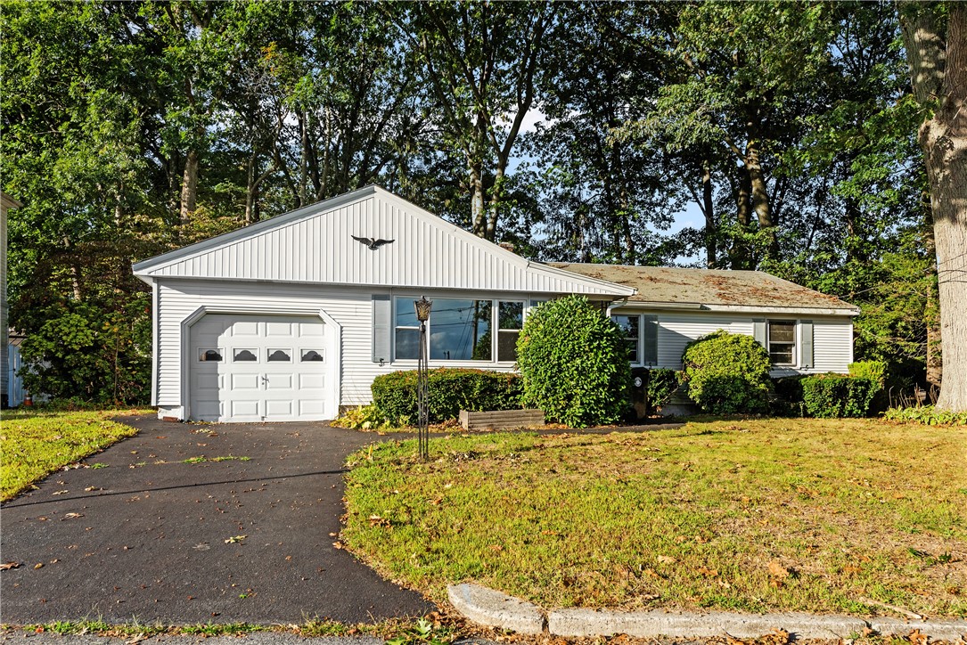1 Woodlawn Avenue