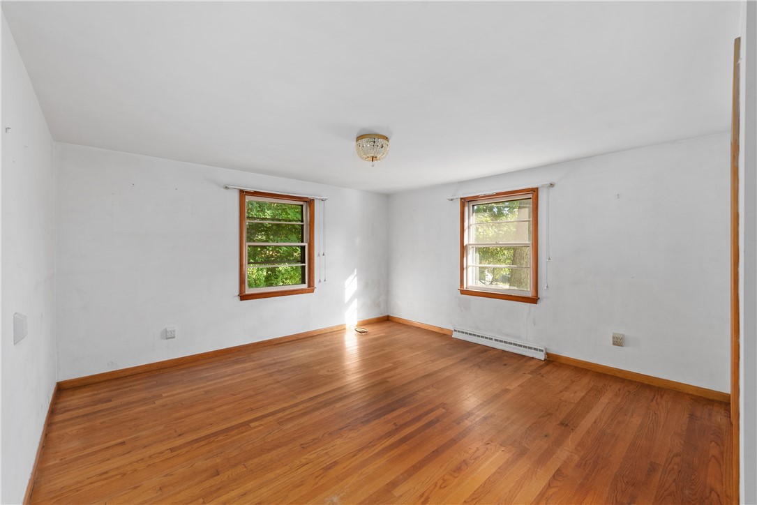 1 Woodlawn Avenue