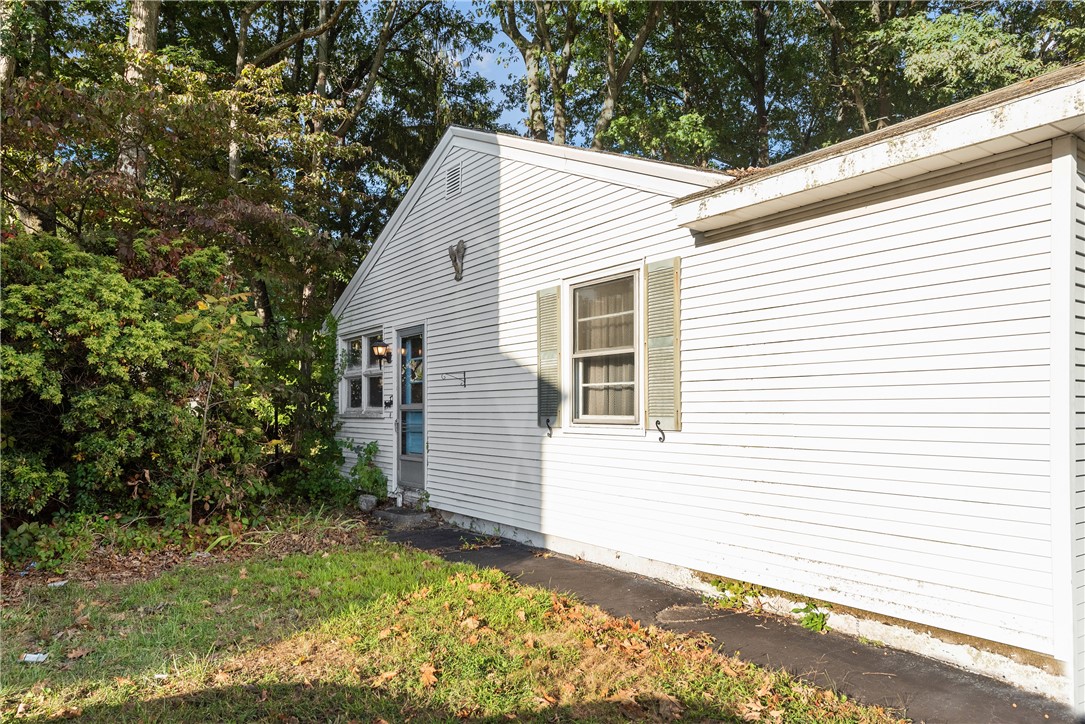 1 Woodlawn Avenue