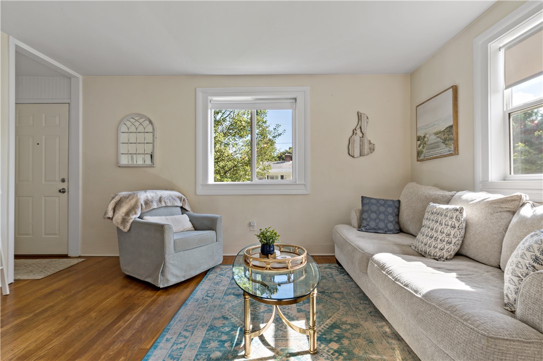 12 Sandhill Drive