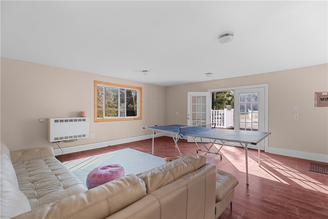223 N Fenner Avenue