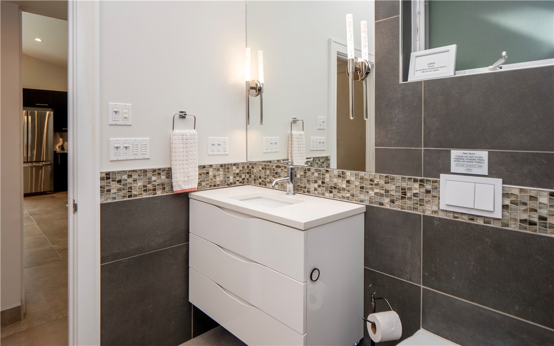 1 Indian Terrace 1A
