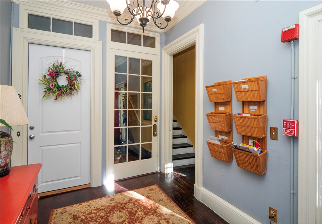 8 Cottage Street 1
