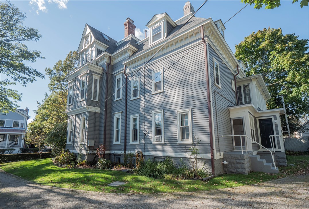 8 Cottage Street 1