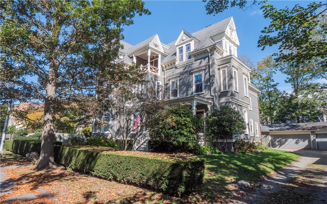 8 Cottage Street 1