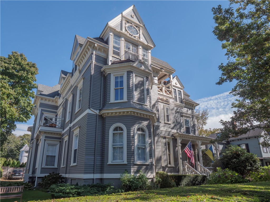8 Cottage Street 1