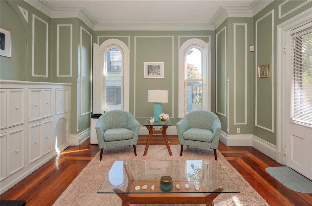 8 Cottage Street 1