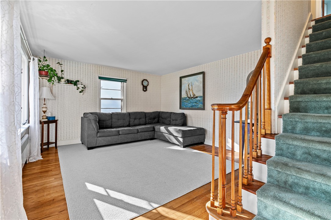 14 Foxhill Avenue