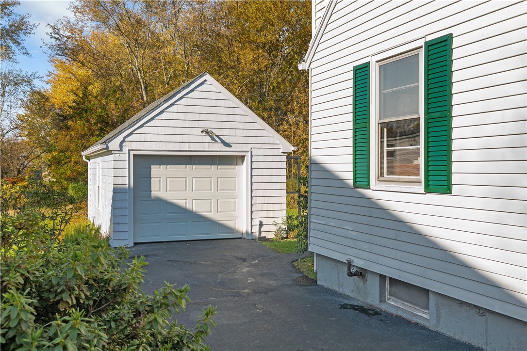 14 Foxhill Avenue