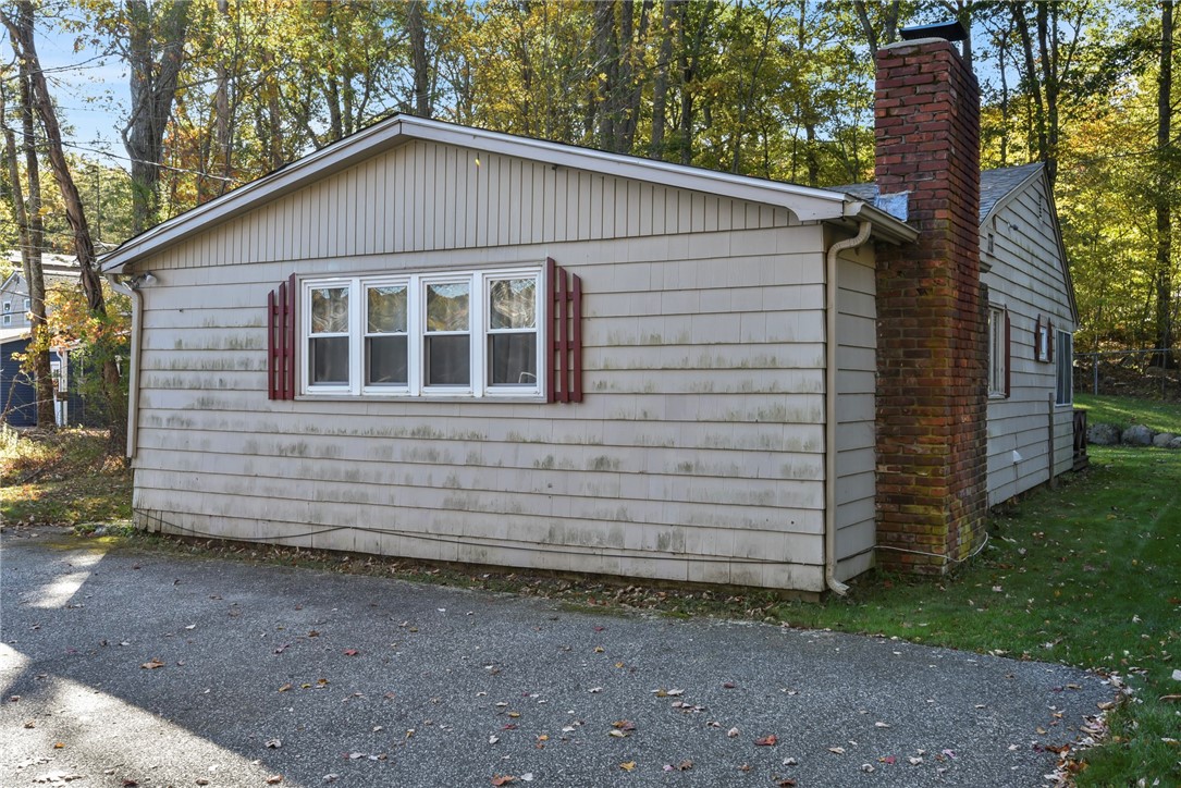 301 Richardson Road