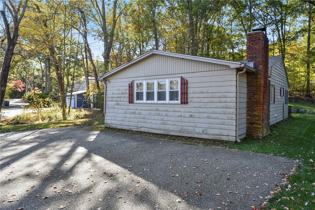 301 Richardson Road