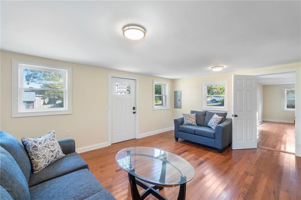 100 Conanicus Road