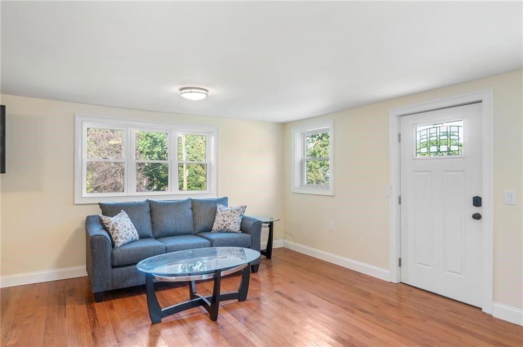 100 Conanicus Road