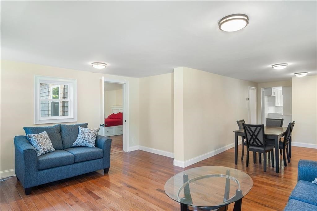 100 Conanicus Road