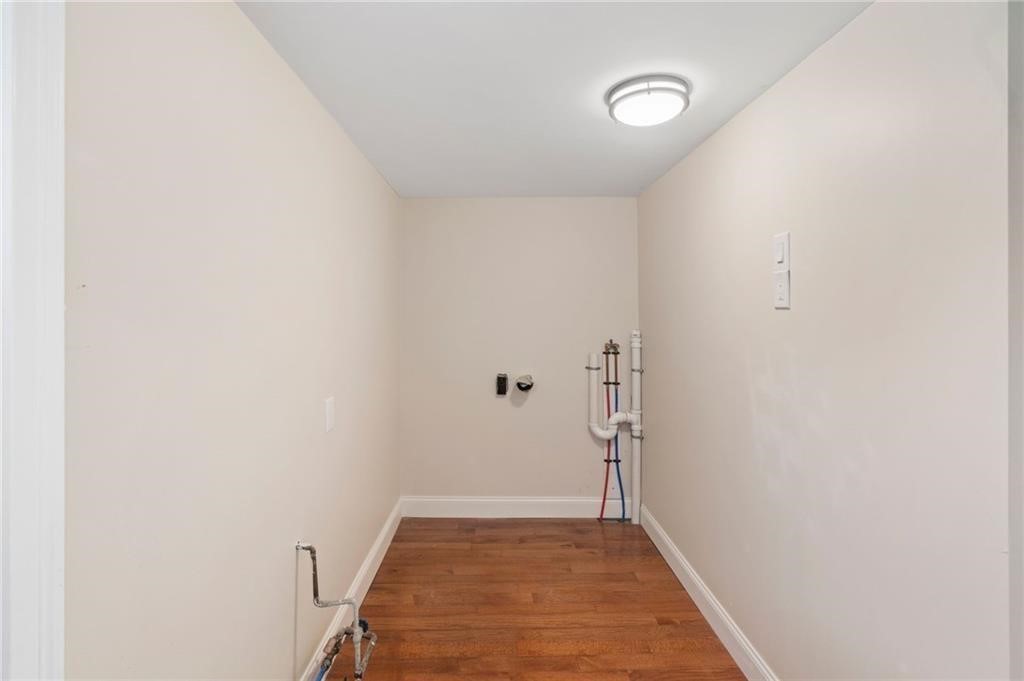 100 Conanicus Road