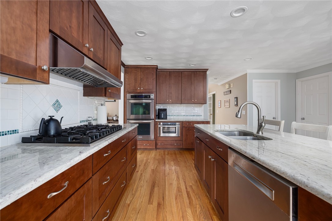 109 Crest Field Lane