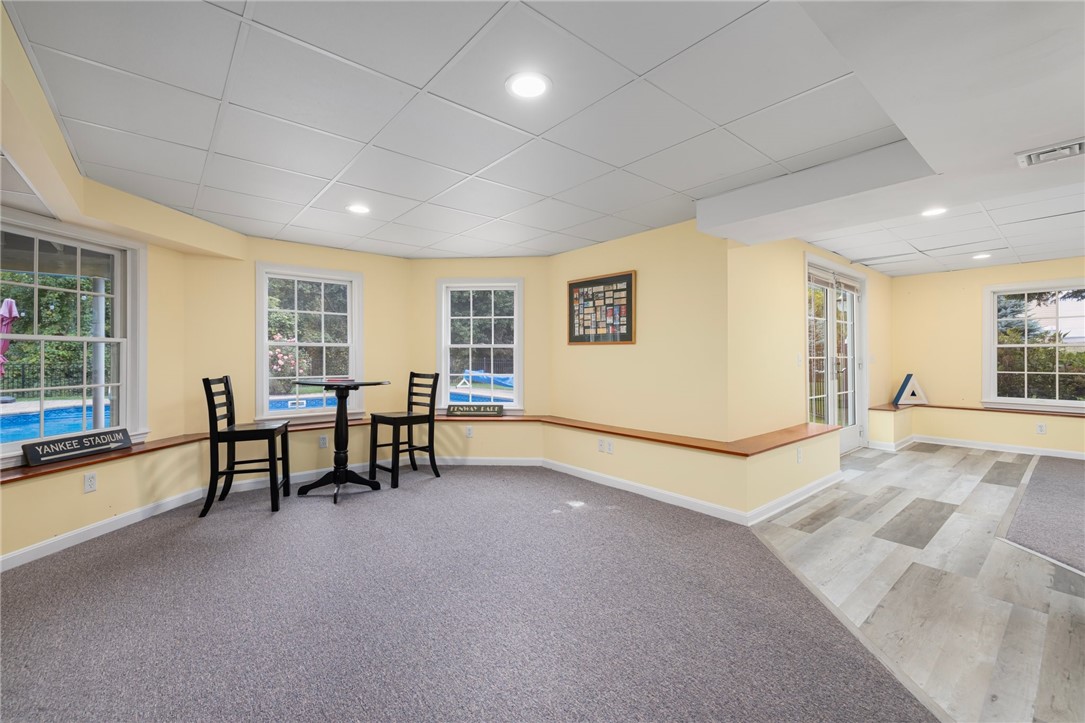 109 Crest Field Lane