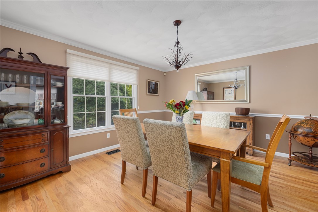 109 Crest Field Lane