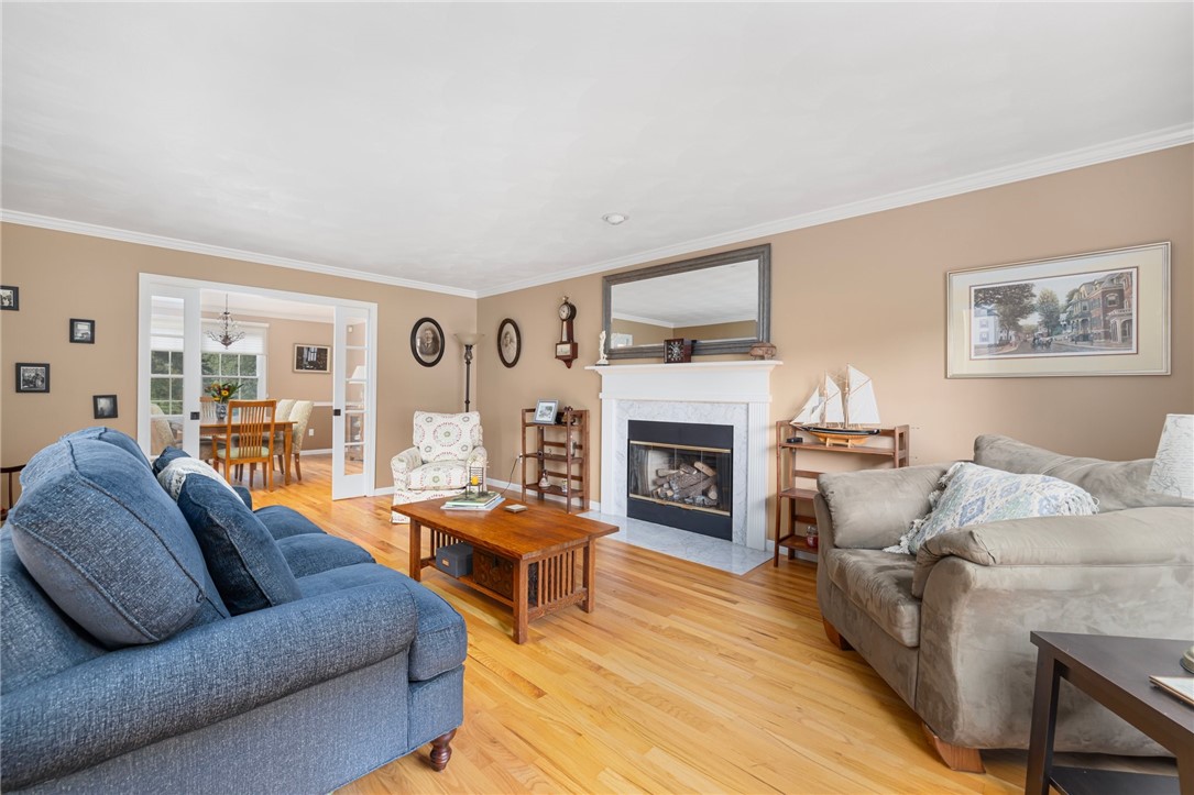 109 Crest Field Lane