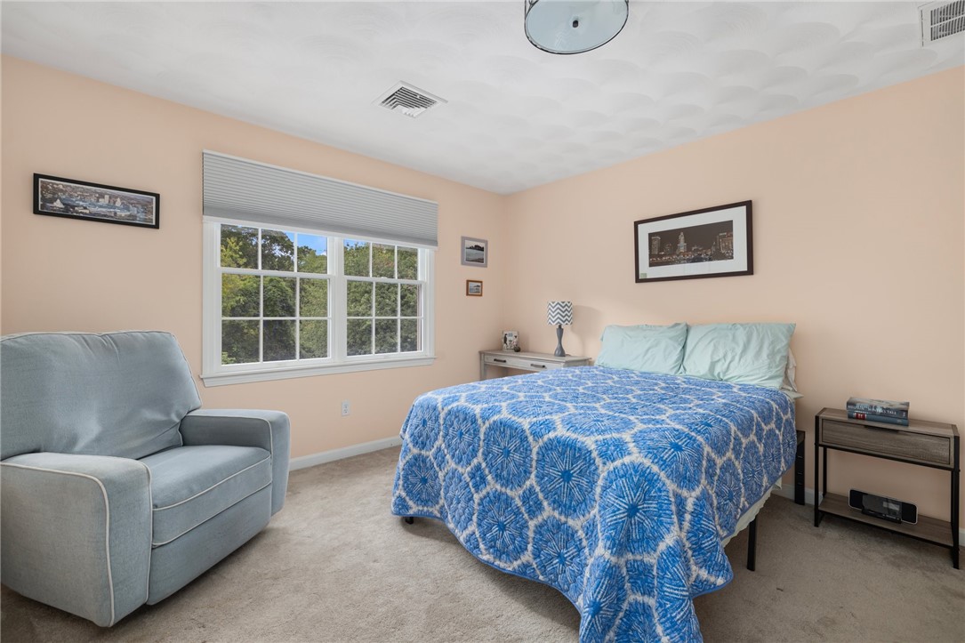 109 Crest Field Lane