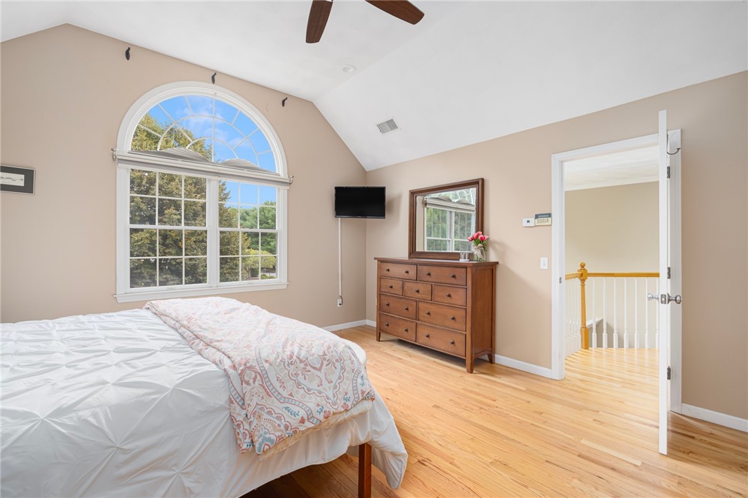 109 Crest Field Lane
