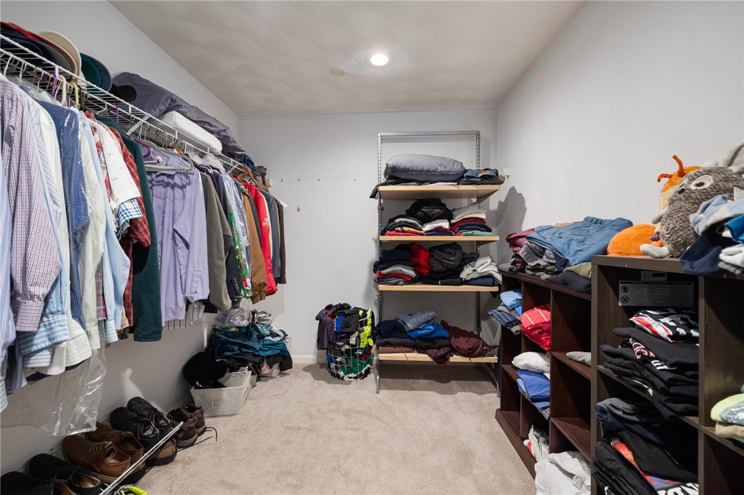 109 Crest Field Lane