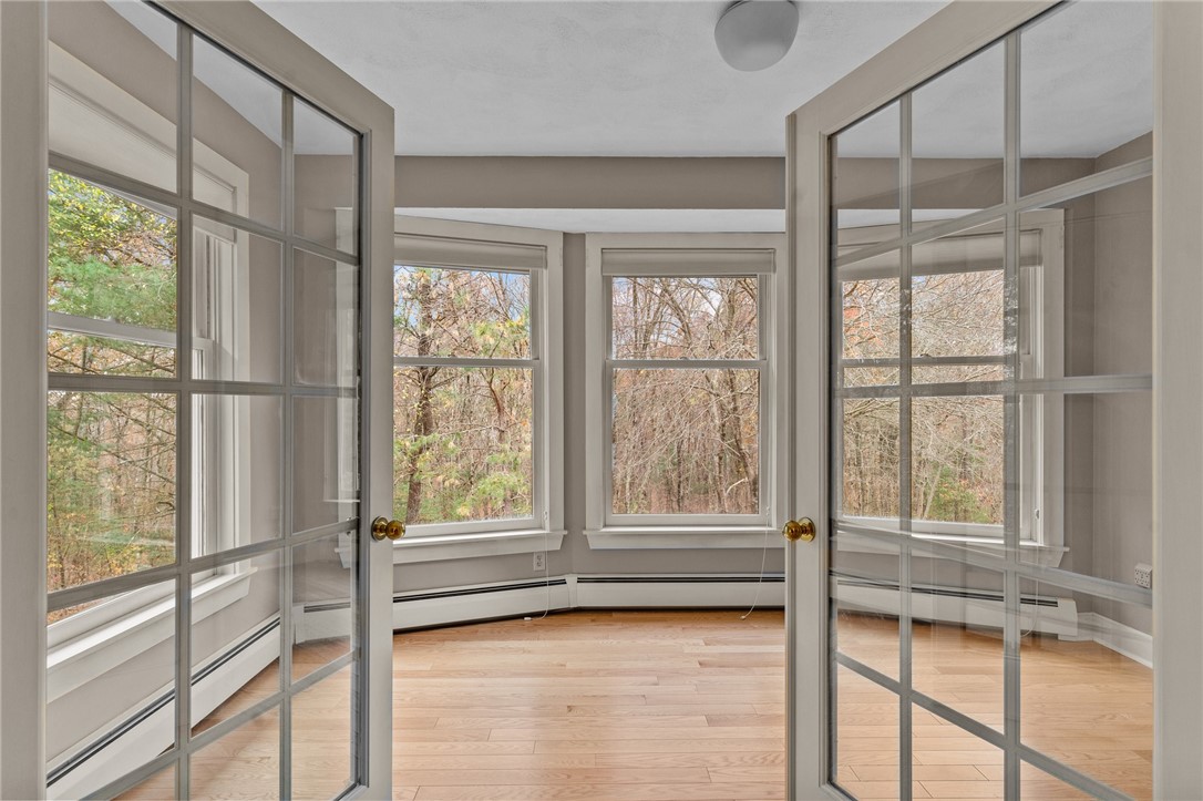 44 Hopkins Avenue