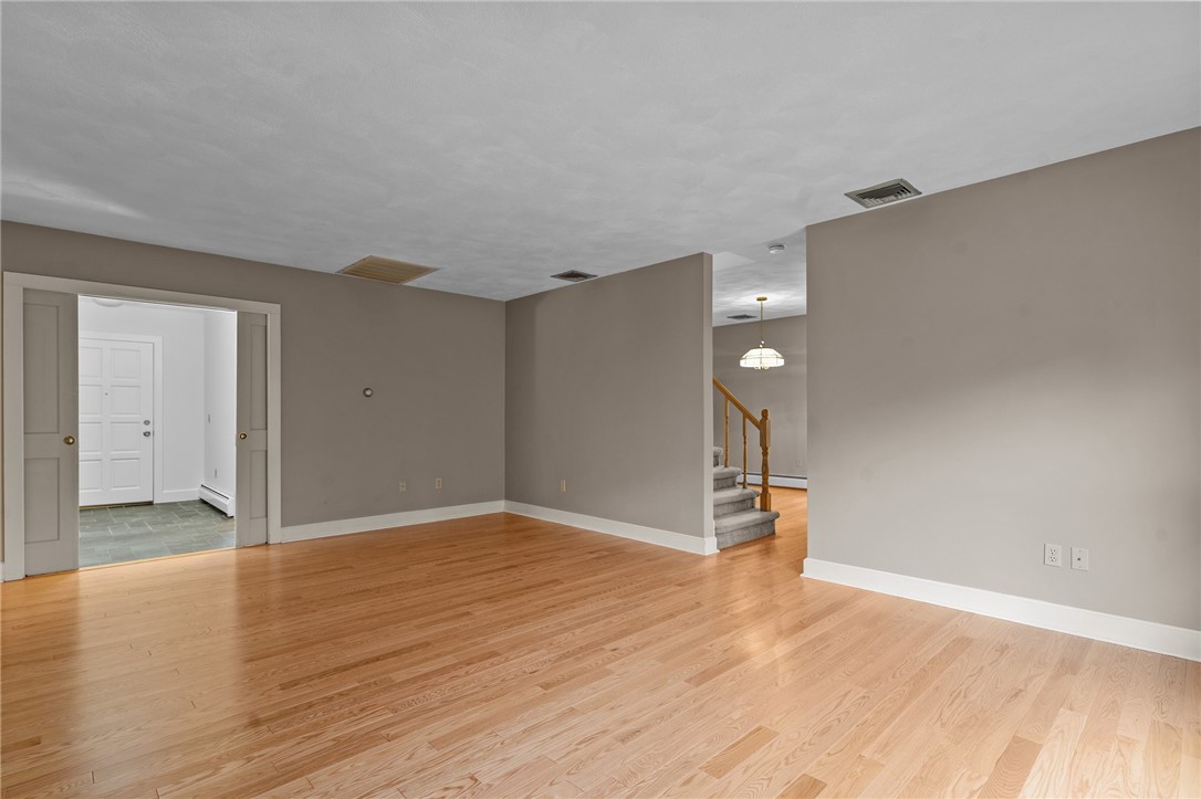 44 Hopkins Avenue