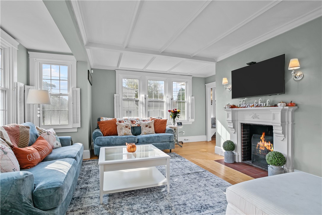 123 Carroll Avenue