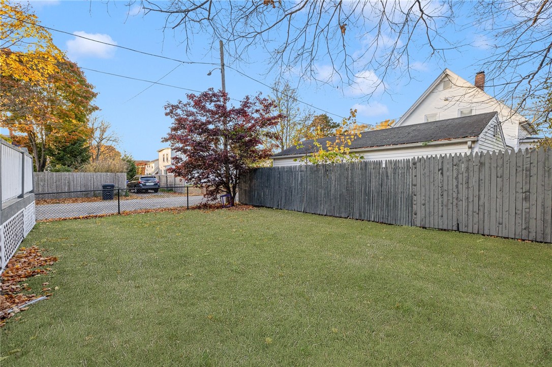 39 Maple Avenue