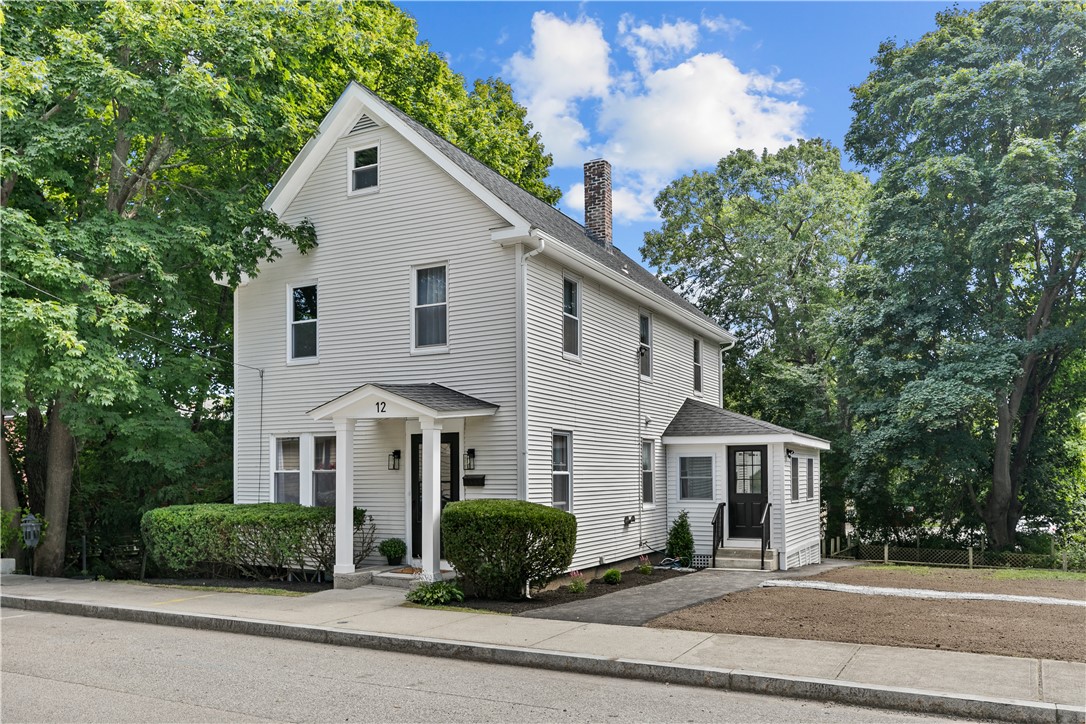 12 Beach Street