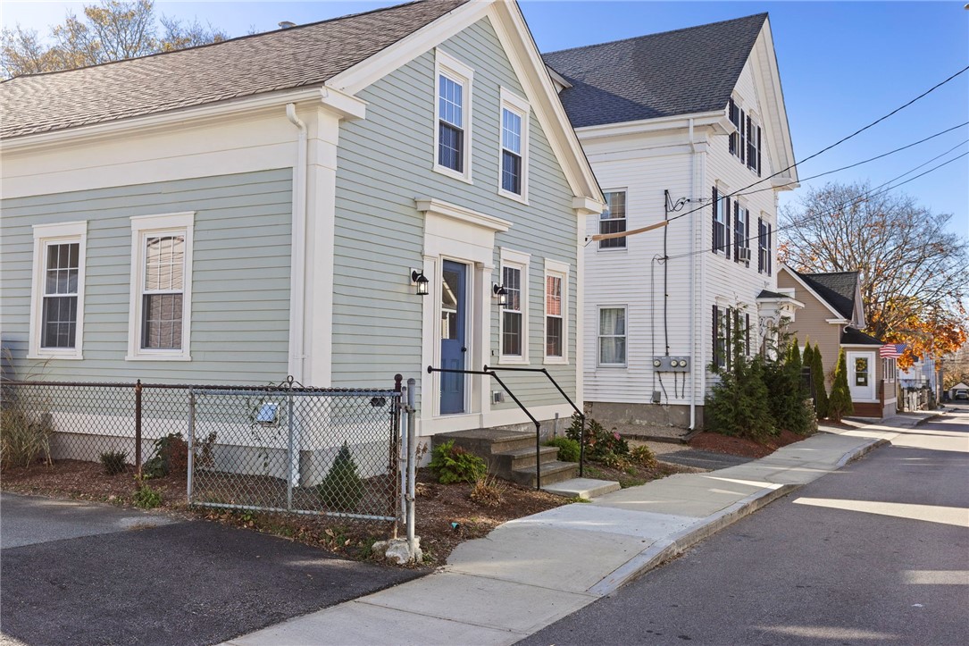 36 Congregational Street