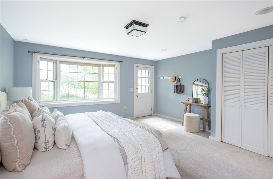 175 Windward Walk