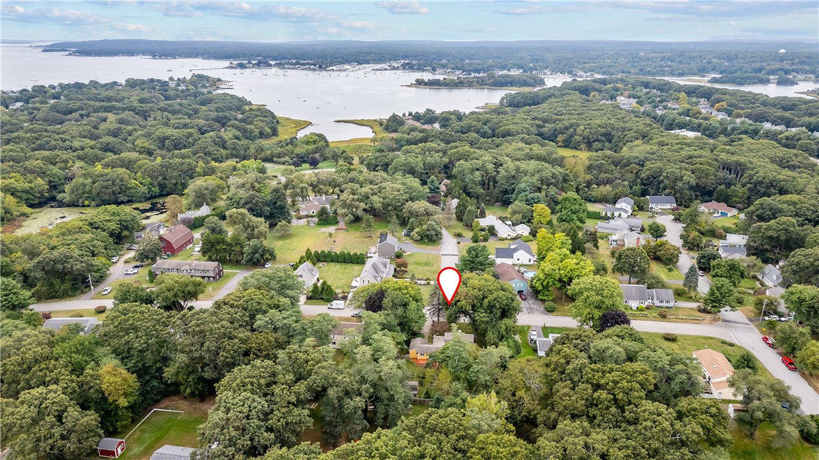 175 Windward Walk