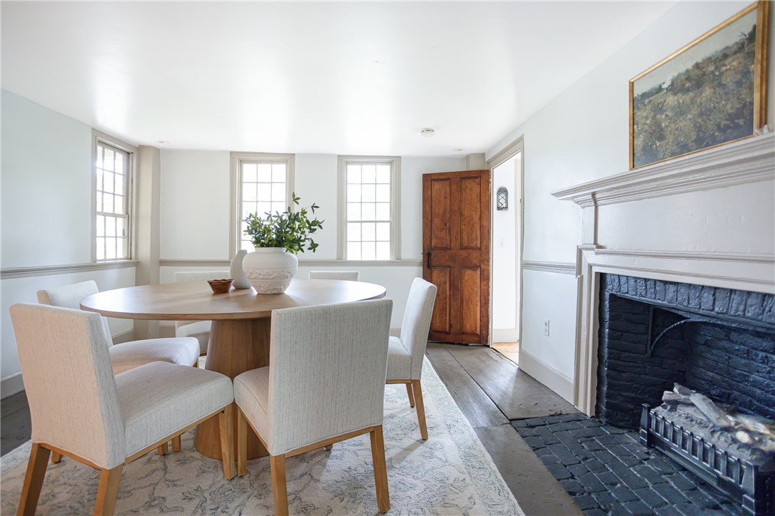 175 Windward Walk