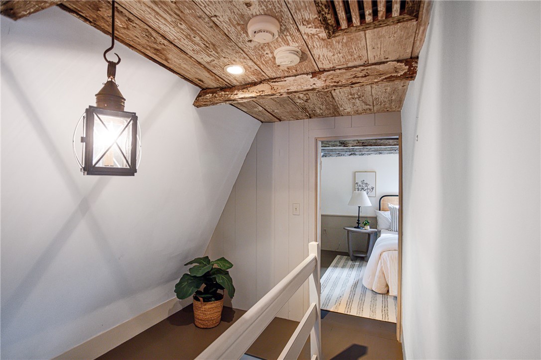 175 Windward Walk