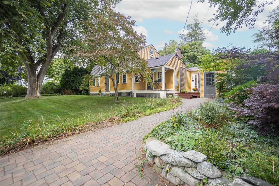 175 Windward Walk