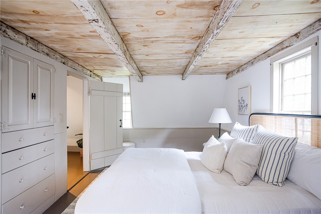 175 Windward Walk