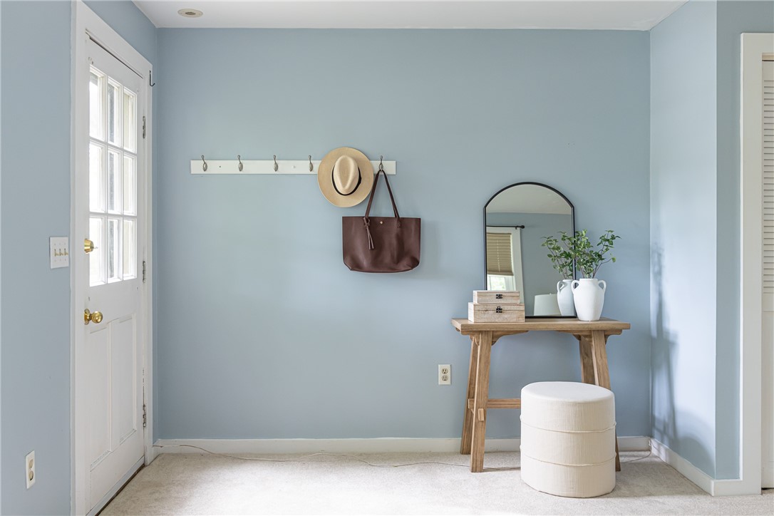 175 Windward Walk