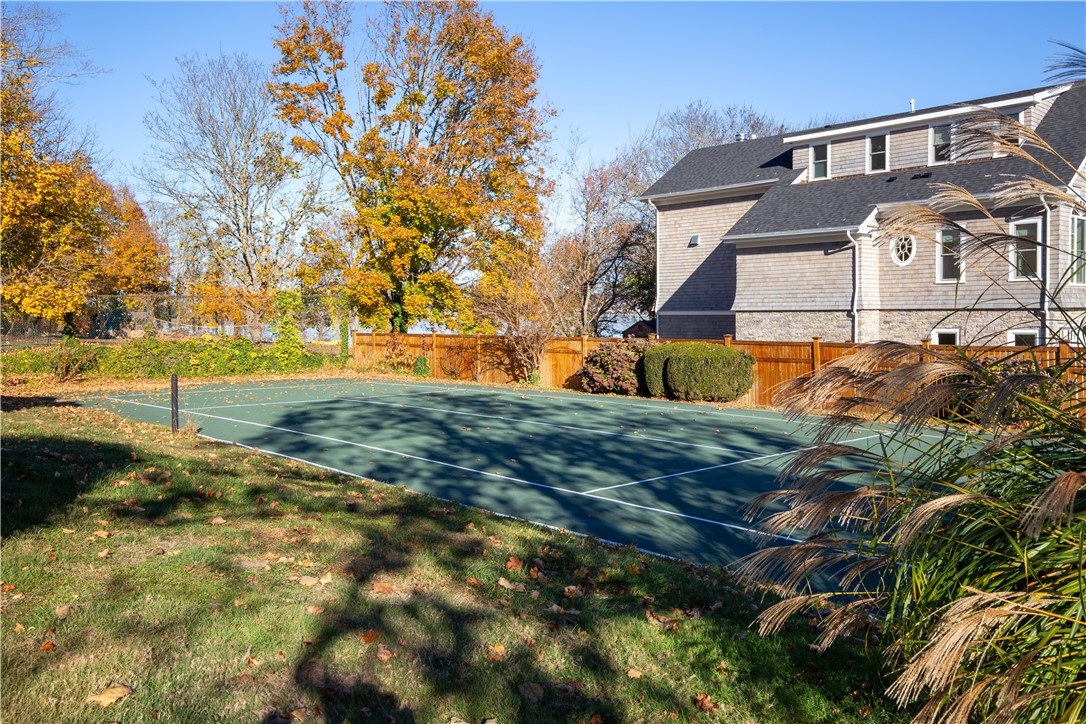 18 Sunset Lane