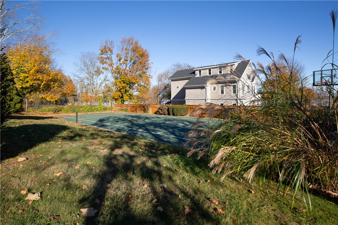 18 Sunset Lane