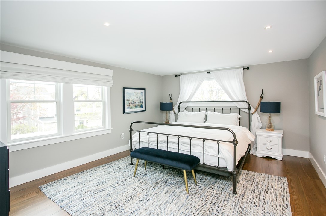 25 Dearborn Street 2