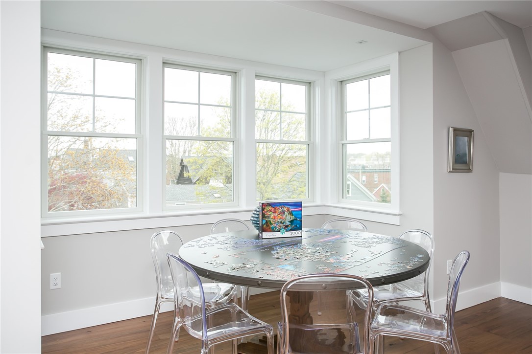 25 Dearborn Street 2