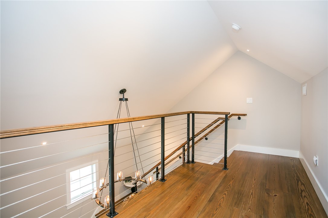 25 Dearborn Street 2