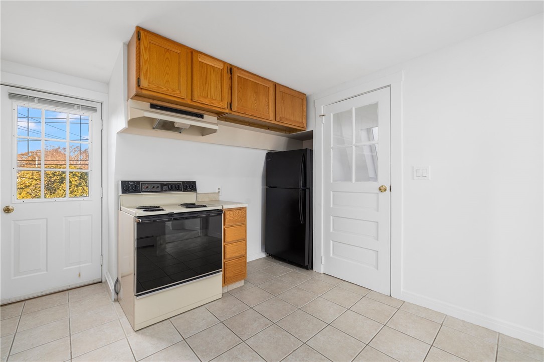 54 Coggeshall Avenue 2