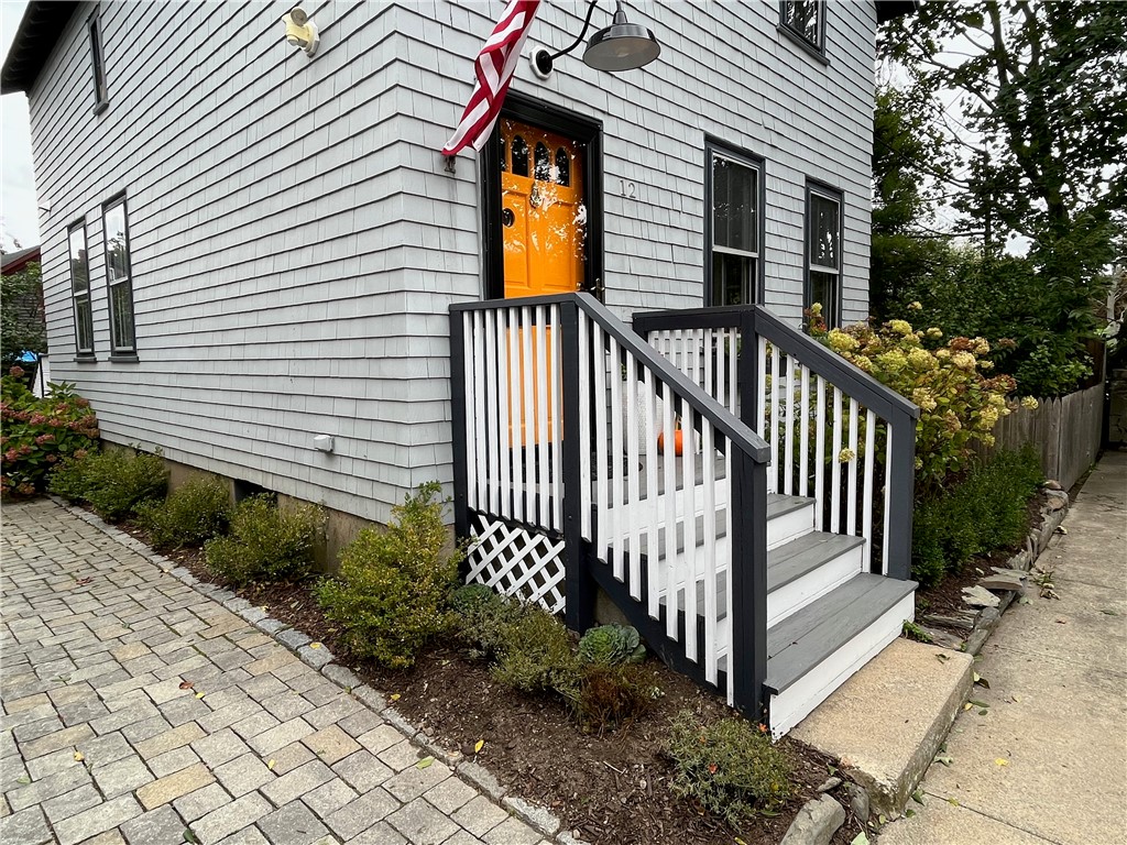 12 Lasalle Place