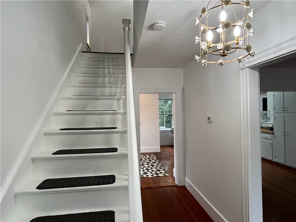 12 Lasalle Place